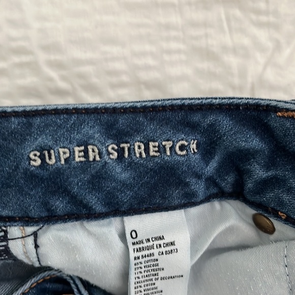 Denim shorts - Picture 3 of 3